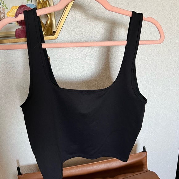 Abercrombie & Fitch 'Soft AF' Seamless Fabric Corset Squareneck Tank - Picture 2 of 3